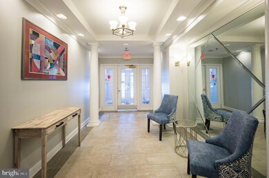 Savoy Park unit 310, Falls Church, VA 22041 - photo 2