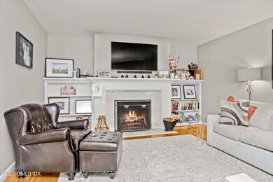 11 Cos Cob Ave unit A, Cos Cob, CT 06807 - photo 6
