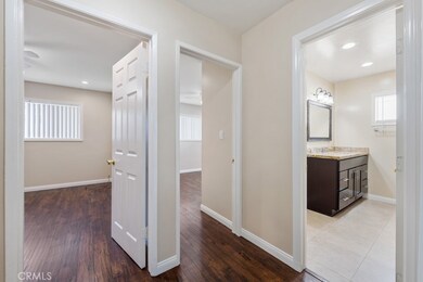 1271 E 7th St, Long Beach, CA 90813 - photo 5