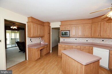 13115 Prices Distillery Rd, Clarksburg, MD 20871 - photo 6