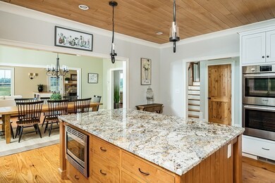 111 Old Oaken Bucket Rd, Scituate, MA 02066 - photo 4