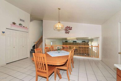 Huge breakfast room