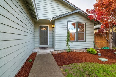 712SWLarchRd-004