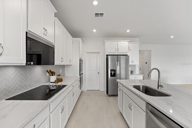 Glacier Bay Model Kitchen