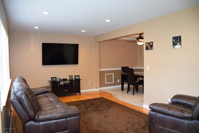 499-2 Willow Rd E, Staten Island, NY 10314 - photo 7