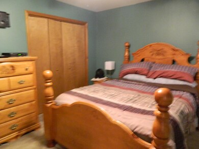 2088 Candlewood Dr, East Stroudsburg, PA 18301 - photo 5