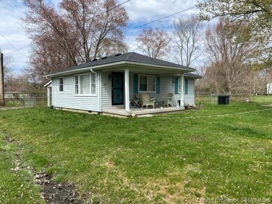 901 Elm St, Otisco, IN 47163 - photo 4