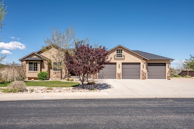 2085 Ashdown Forest Rd-11