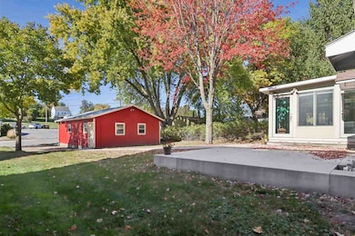 120 N Downey St, West Branch, IA 52358 - photo 2