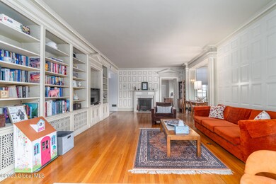 52 S Swan St unit . 1, Albany, NY 12210 - photo 5