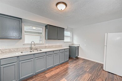 7028 Saint Augustine St, Houston, TX 77021 - photo 7
