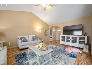 413 NW Evans St, Sheridan, OR 97378 - photo 7