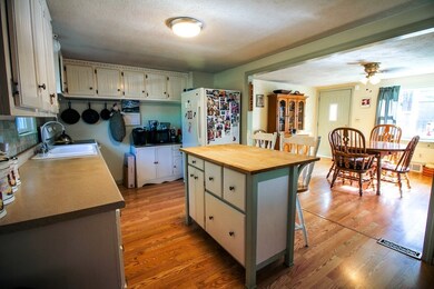 159 Pleasant St, Rockland, MA 02370 - photo 4