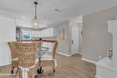 515 Poverty Point Rd unit A, Sneads Ferry, NC 28460 - photo 3