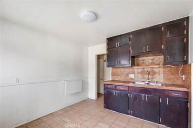 1802 W 153rd St, Compton, CA 90220 - photo 6