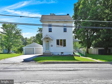 624 N Warren St, Orwigsburg, PA 17961 - photo 4