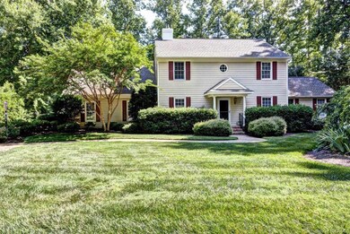Additional view of front yard