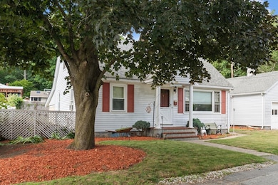 26 E Dexter Ave, Woburn, MA 01801 - photo 2