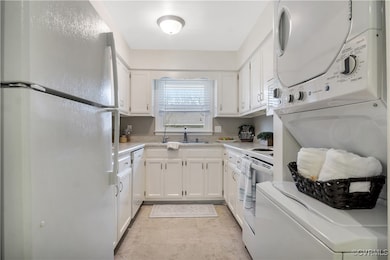 Bright Kitchen with plenty of counters space
