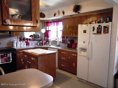 266 Correll Rd, Kunkletown, PA 18058 - photo 6