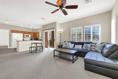 Living Room / Dining Area
