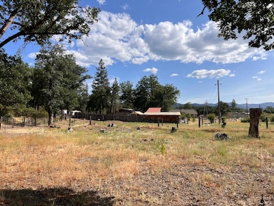 70 Oak Ave, Hayfork, CA 96041 - photo 7