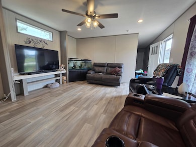 7408 N 11 Hwy, Girdler, KY 40943 - photo 3