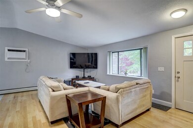 126 Lancaster Farm Rd, Salem, NH 03079 - photo 5