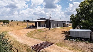 258 Private Road 2006, Schulenburg, TX 78956 - photo 3