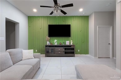 2201 N 26th Dr, Hidalgo, TX 78557 - photo 4