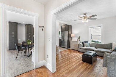 20 Felton St, Saugus, MA 01906 - photo 2