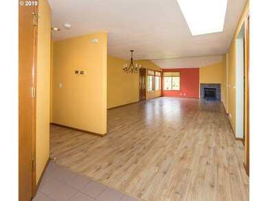 2784 Dayna Ln, Eugene, OR 97408 - photo 6