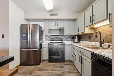 4702 Chadwick Rd unit 6, Cedar Falls, IA 50613 - photo 7