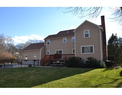 11 Carlson Cir, Natick, MA 01760 - photo 3