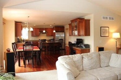 5187 Buttonbush Dr, Fitchburg, WI 53711 - photo 7