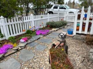 1319 Lakeview Ave, Klamath Falls, OR 97601 - photo 4