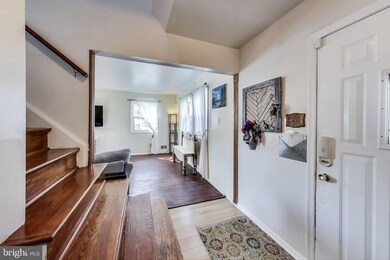 12025 Dove Cir, Laurel, MD 20708 - photo 3