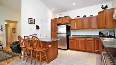 Kitchen with bar