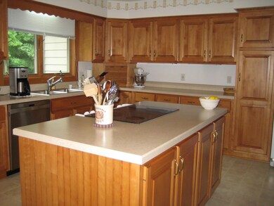 835 Wedgewood Dr, Marysville, OH 43040 - photo 7