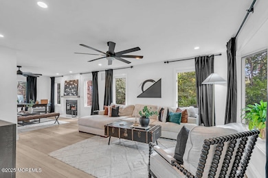 17 Woods End Rd, Colts Neck, NJ 07722 - photo 6