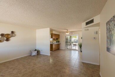 1408 S Main dr (5 of 22)