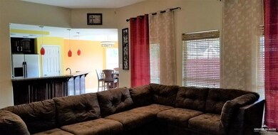 554 Greystone Cir, Alamo, TX 78516 - photo 6