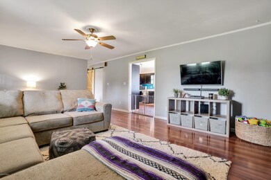 1276CherrytreeRoadNortheast-07