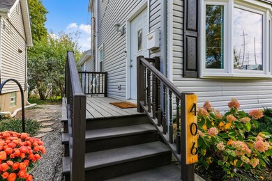 406 Crescent St, Wheaton, IL 60187 - photo 2