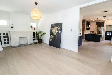 972 S. 18th 26