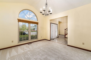 947 Cuthbert Ct, Reynoldsburg, OH 43068 - photo 5