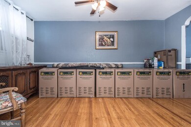 4221 Chippendale St, Philadelphia, PA 19136 - photo 7