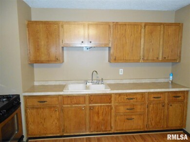 4016 Cresthill Dr, Davenport, IA 52806 - photo 7