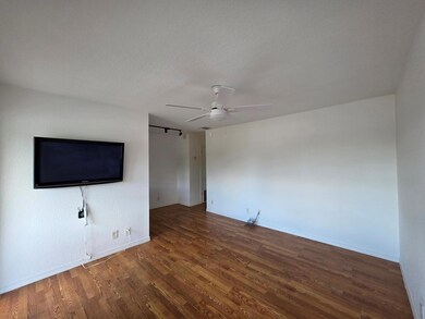 201 S J St unit 8, Lake Worth, FL 33460 - photo 6