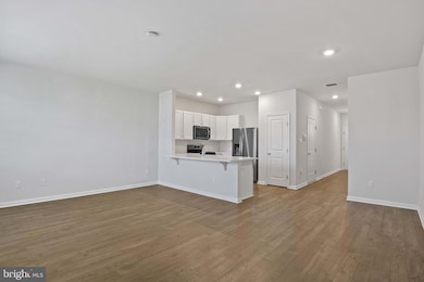 37 Arlotta St, Glassboro, NJ 08028 - photo 4